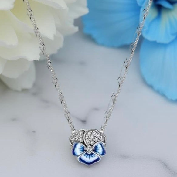 PENSÉE BLEUE