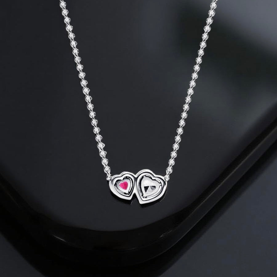 HEARTFELT NECKLACE