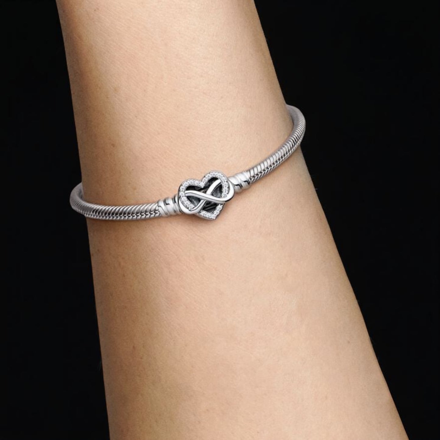 TIMELESS HEART BRACELET