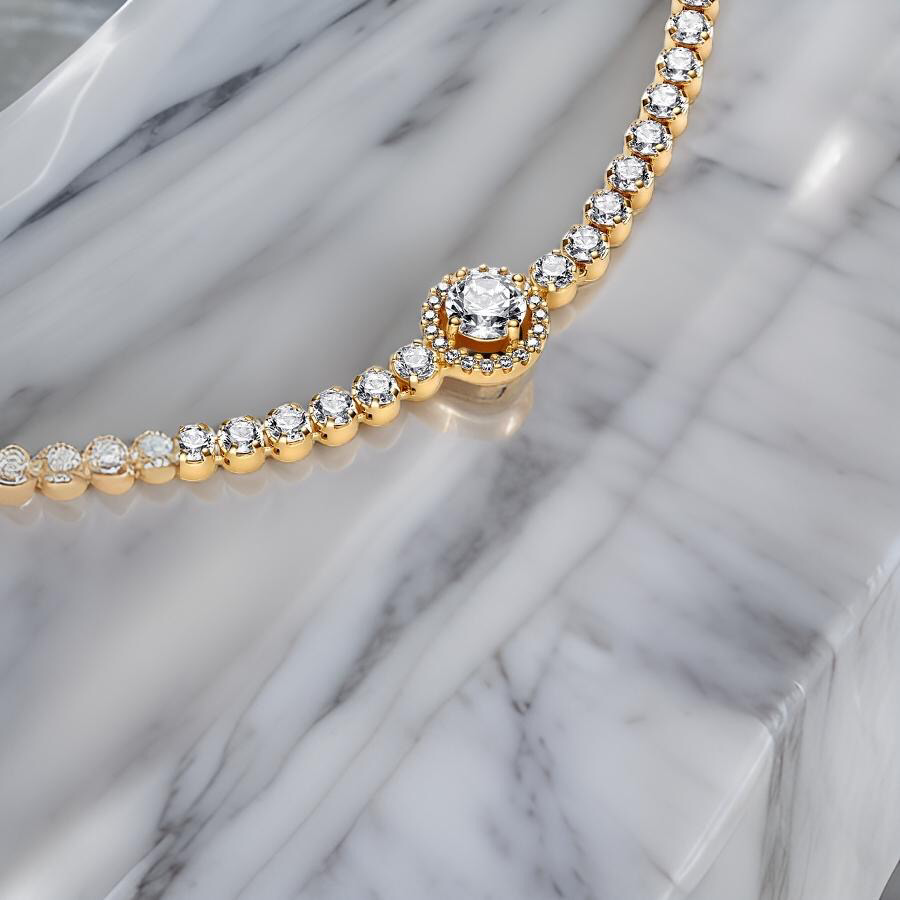 PULSERA CON HALO DORADO