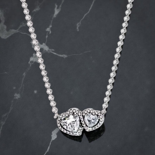 CRYSTAL LOVE NECKLACE
