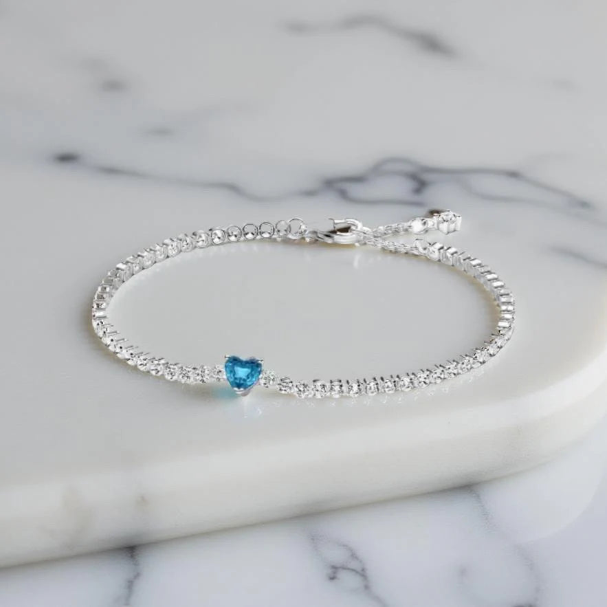 SKY LOVE STUDS SET