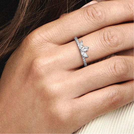 Bague florale en argent